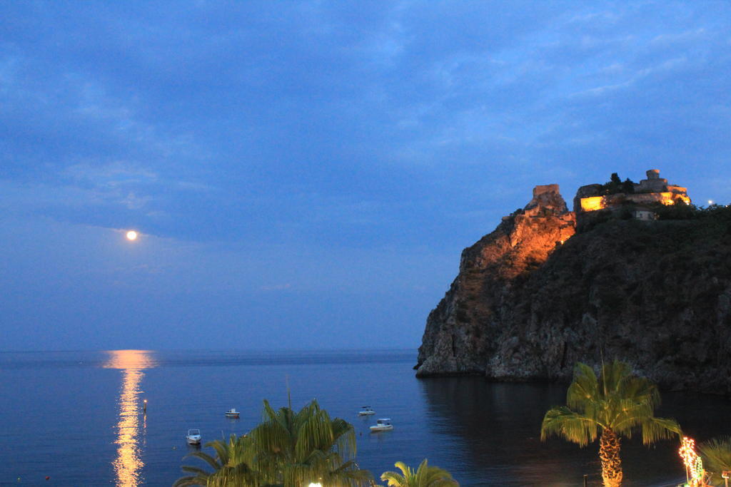 Elihotel SantʼAlessio Siculo Exterior foto