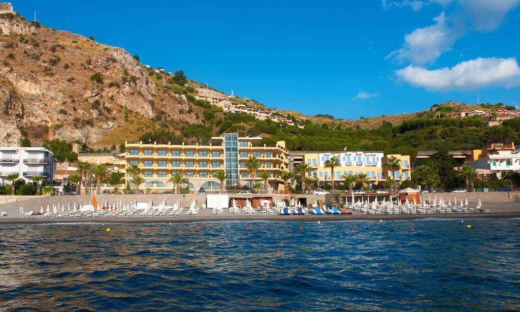 Elihotel SantʼAlessio Siculo Exterior foto